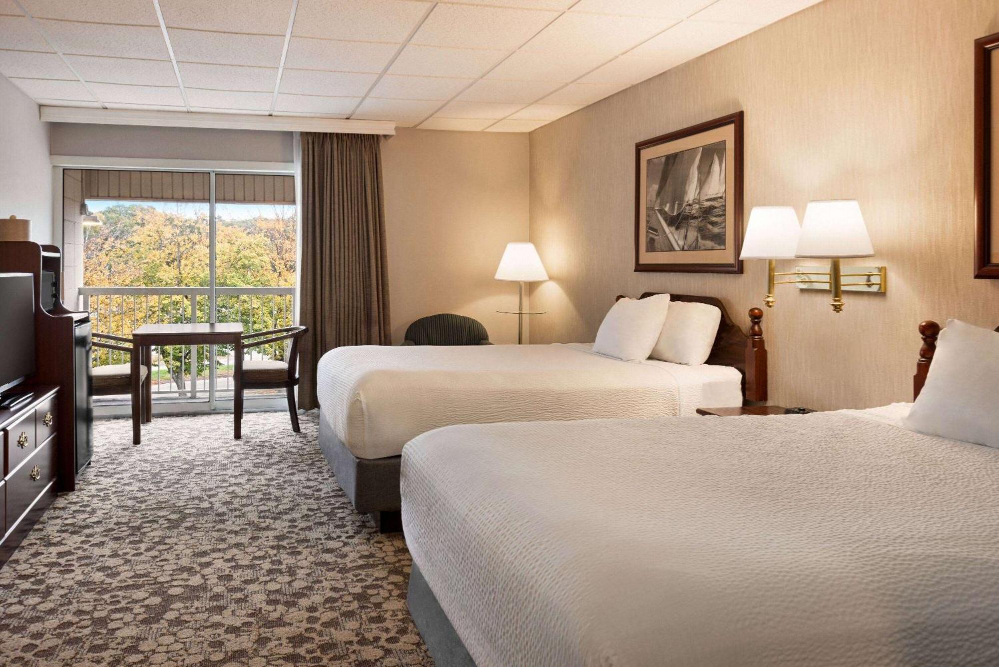 Ramada Plaza By Wyndham Portland Hotel Buitenkant foto